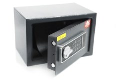 inyati-digital-safe-3